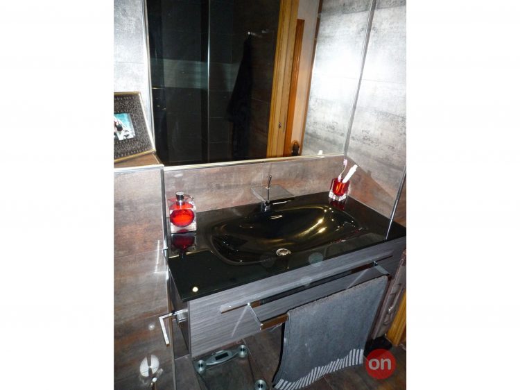 pica lavabo.jpg