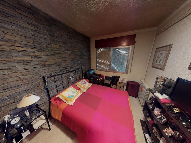 Pis-1-dorm-Andorra-06202019_125948.jpg