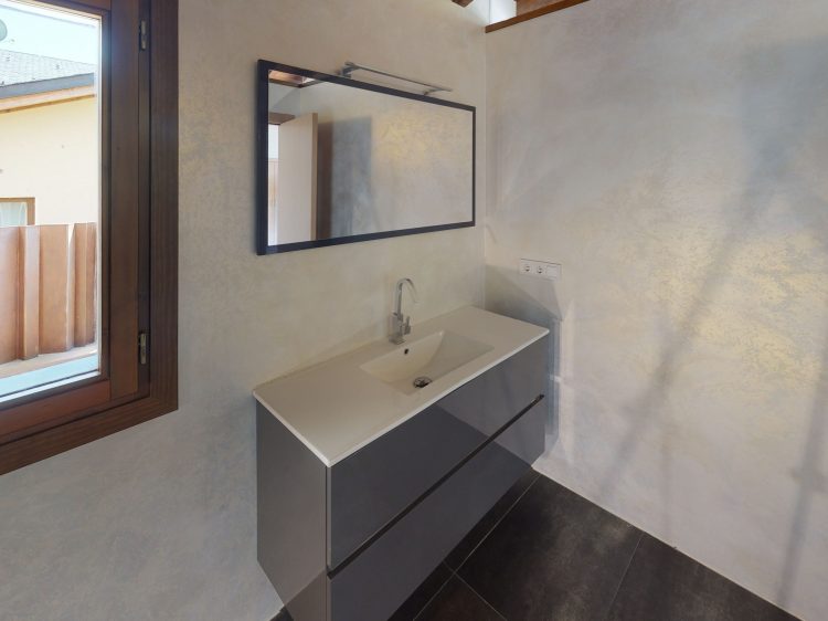 Xalet-Pal-Bathroom.jpg