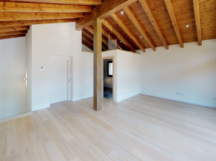 Xalet-Pal-Unfurnished (1).jpg