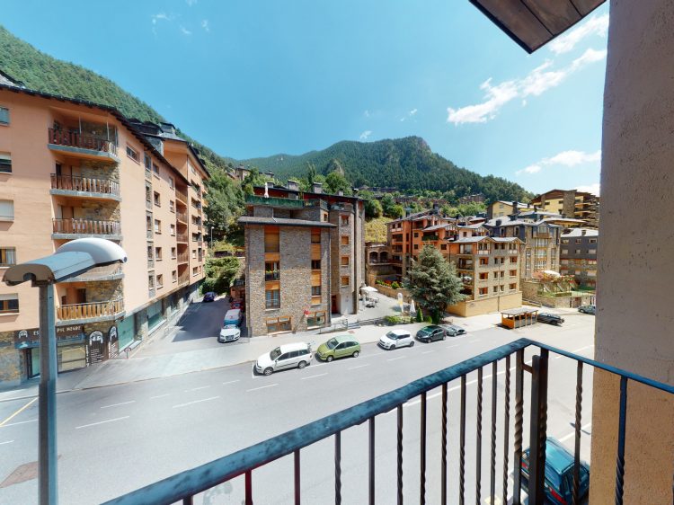 Pis-3-habitacions-Arinsal-08022021_091236.jpg