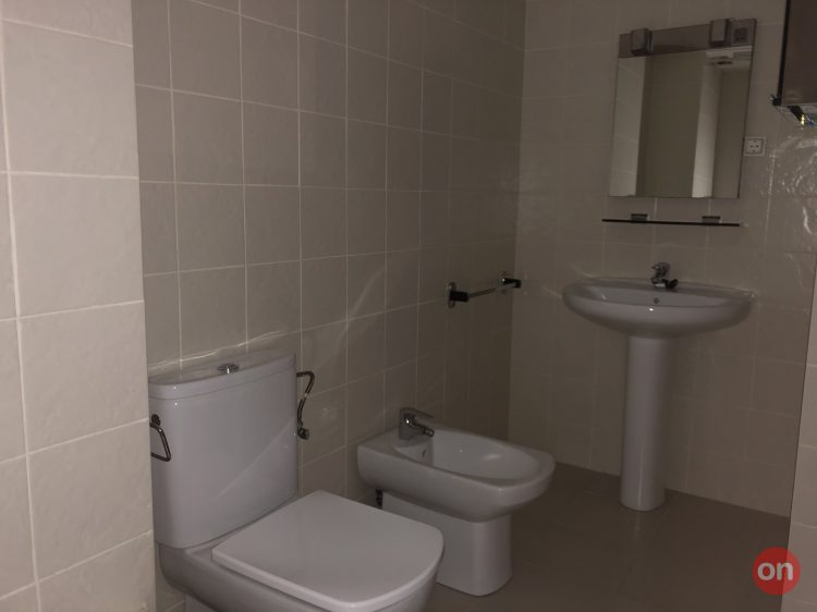Prat de la Mola Lavabo.jpeg