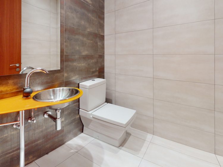 Mirador-Dels-Vilars-Primer-Bathroom-2.jpg